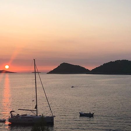 Villa Iva Lastovo Uble ภายนอก รูปภาพ