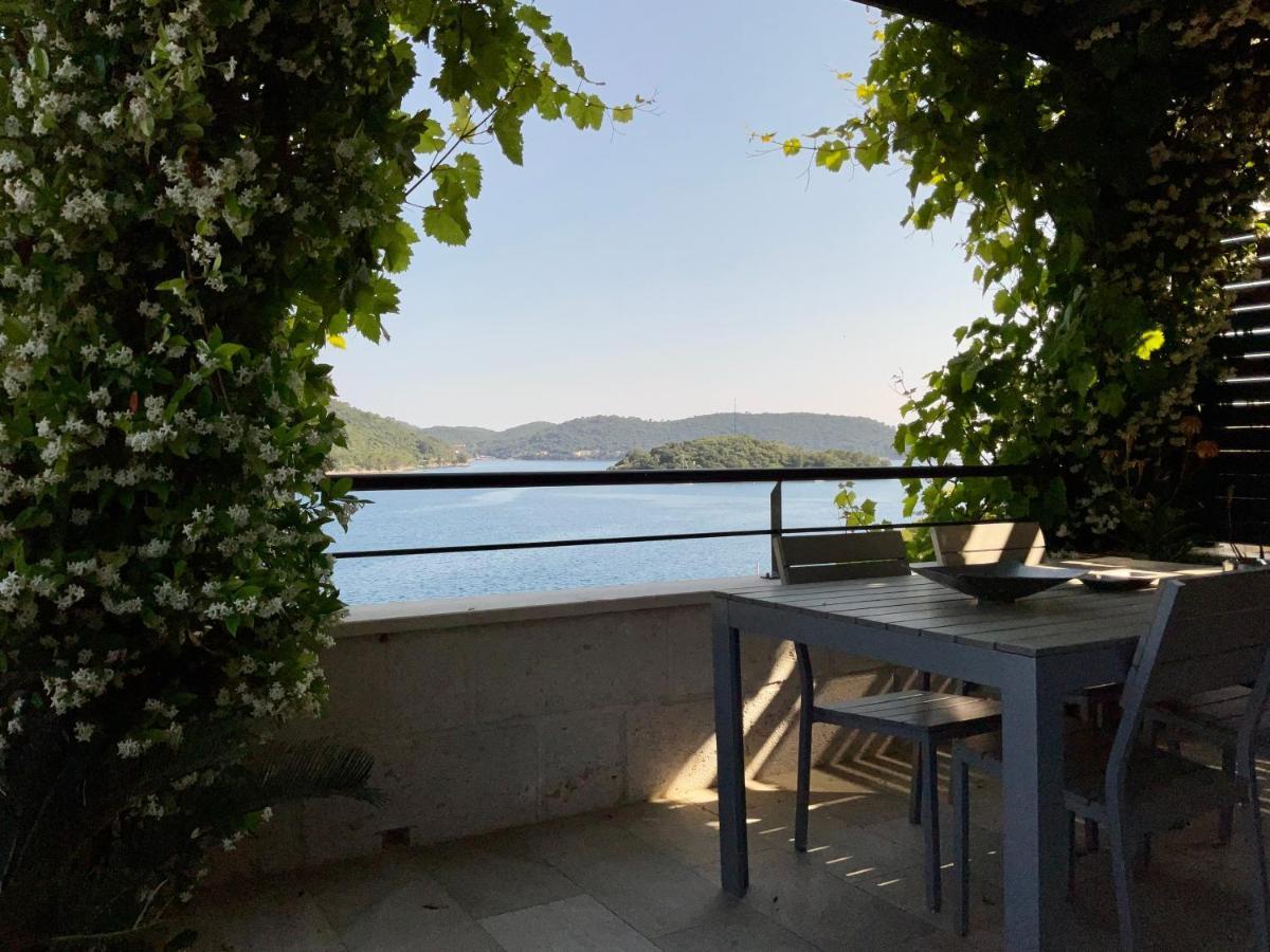 Villa Iva Lastovo Uble ภายนอก รูปภาพ