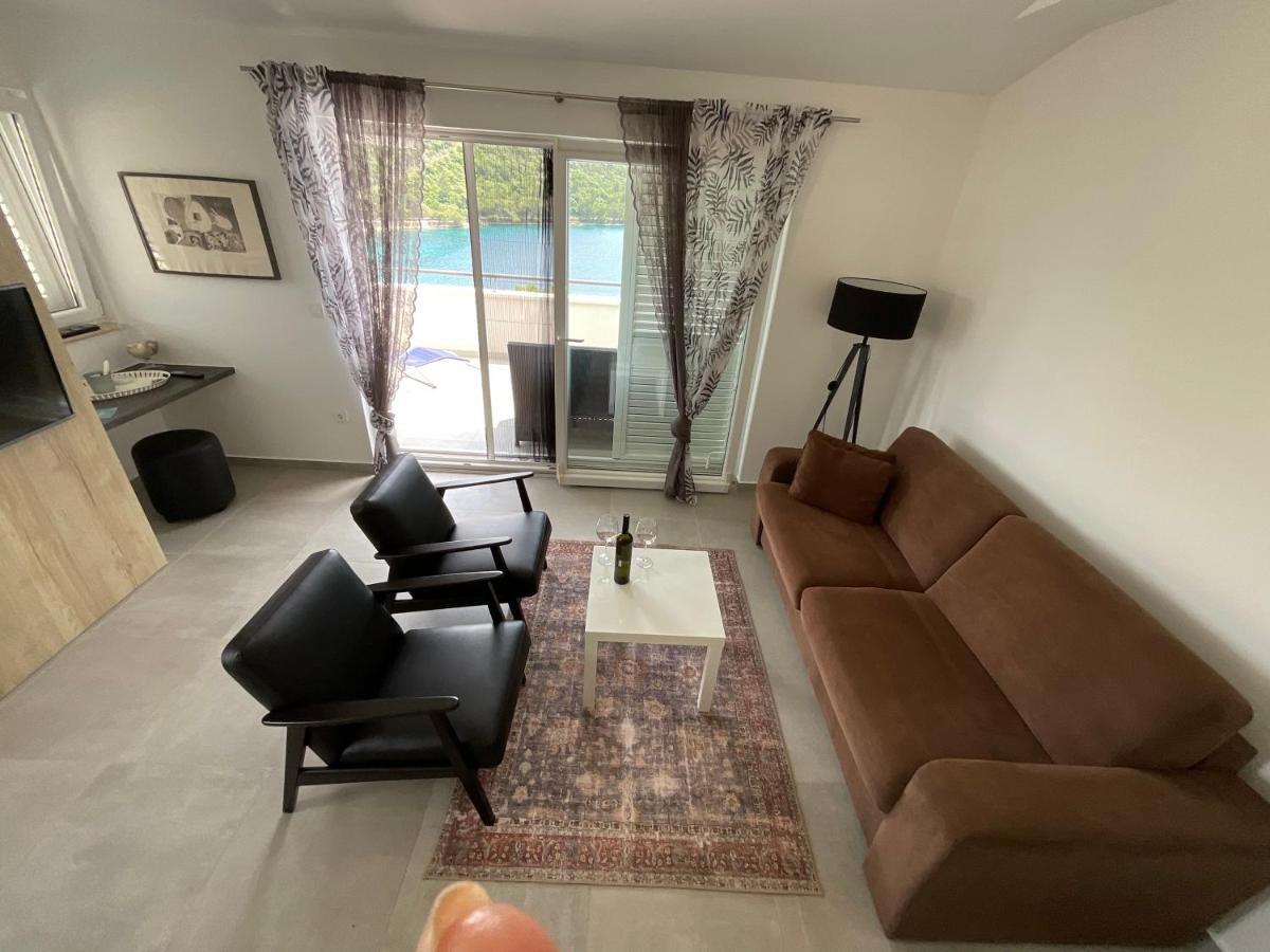 Villa Iva Lastovo Uble ภายนอก รูปภาพ