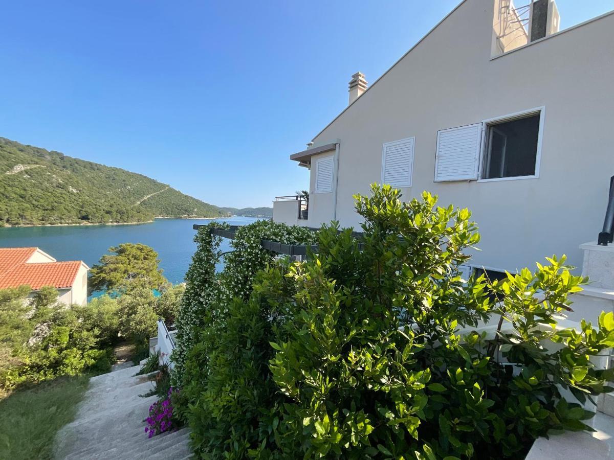 Villa Iva Lastovo Uble ภายนอก รูปภาพ
