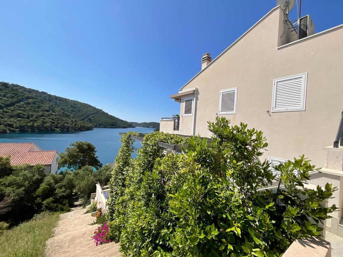 Villa Iva Lastovo Uble ภายนอก รูปภาพ