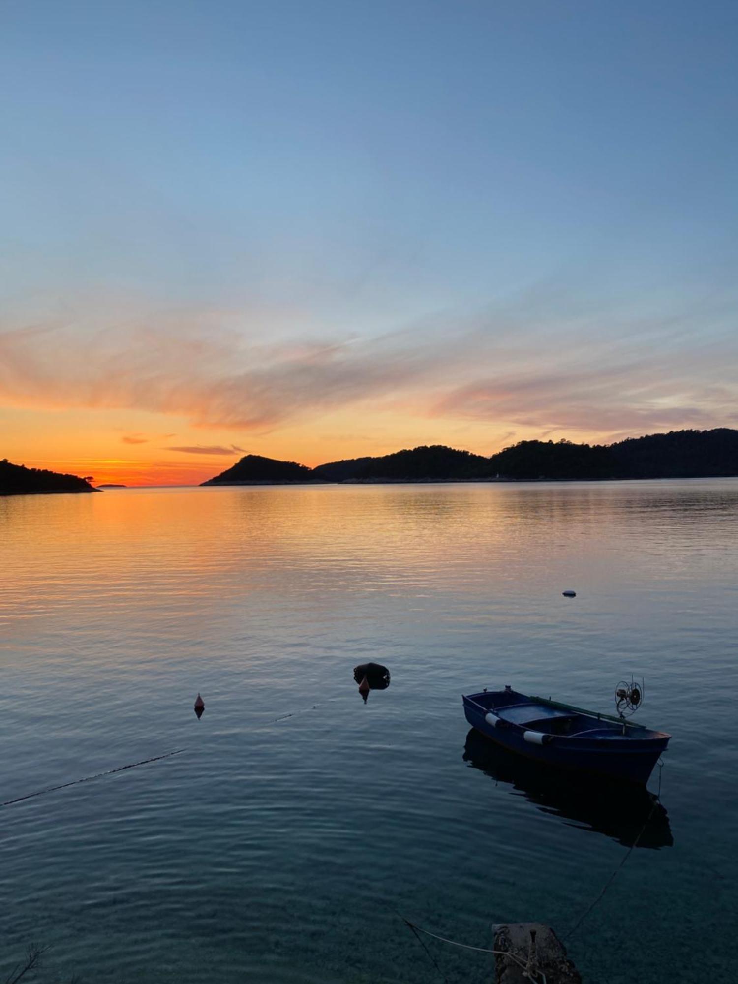 Villa Iva Lastovo Uble ภายนอก รูปภาพ